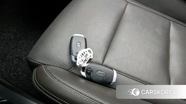 Hyundai Grandeur IG id 3156784 из Кореи 9