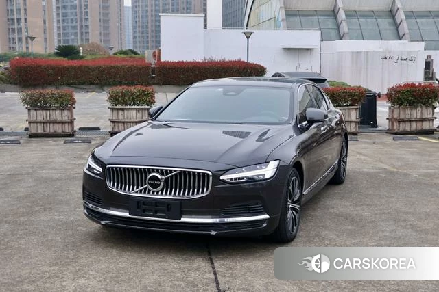 Volvo S90 PHEV id 4212778 из Китая 9