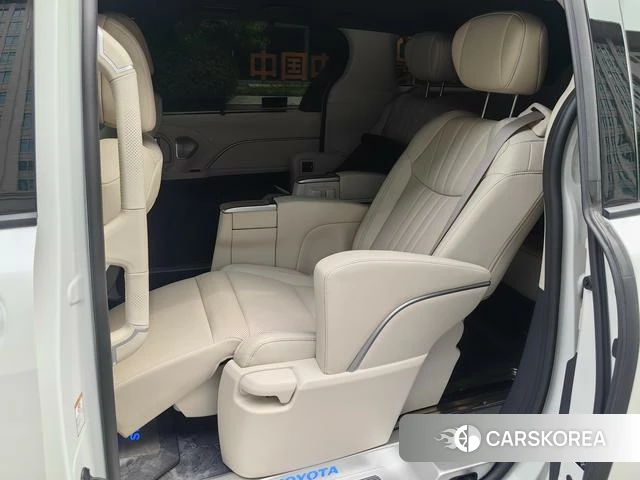 Toyota Saina id 4276114 из Китая 9