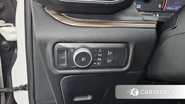 Ford Explorer 6th Generation id 3489340 из Кореи 9