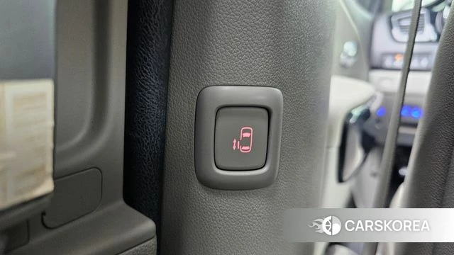 Kia All New Carnival id 3861811 из Кореи 9