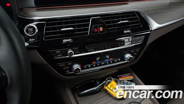 BMW 5 Series (G30) id 2706993 из Кореи 9