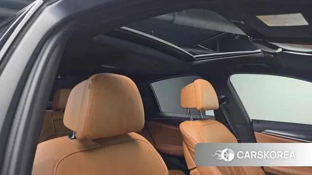 BMW 5 Series (G30) id 3606830 из Кореи 9