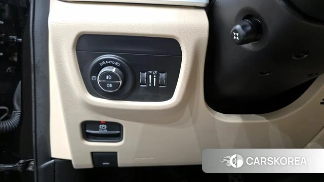 Jeep Grand Cherokee (WL) id 3891426 из Кореи 9