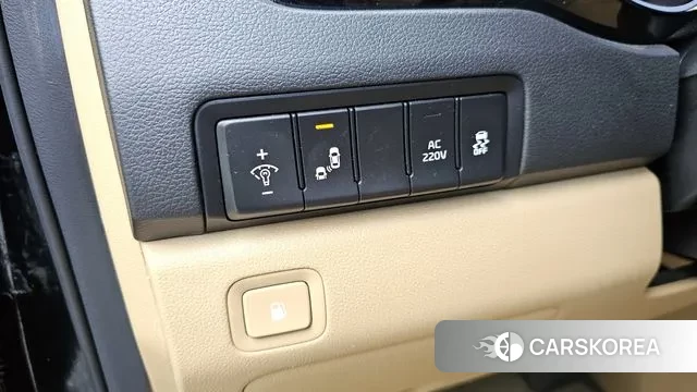 Kia All New Carnival id 3284734 из Кореи 9