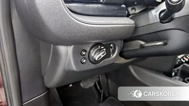 Mini Cooper D Clubman id 3552903 из Кореи 9