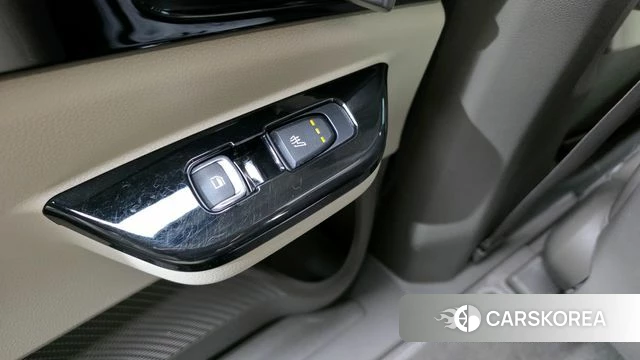 Kia Carnival 4th generation id 3851205 из Кореи 9