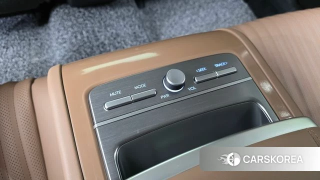 Hyundai Grandeur (GN7) id 4612117 из Кореи 9