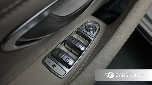Mercedes-Benz E-Class W213 id 4650315 из Кореи 9