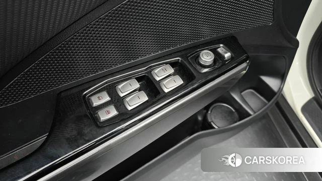 Ssangyong Tivoli Air id 3955625 из Кореи 9