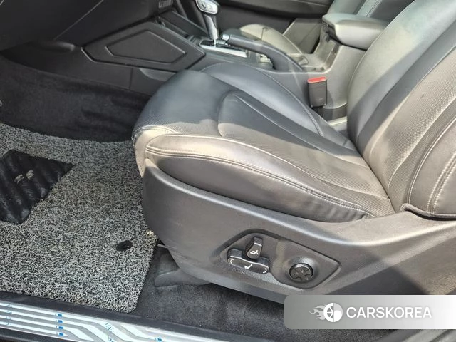 Ssangyong Rexton Sports id 3844234 из Кореи 9