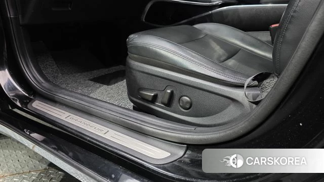 Hyundai The New Grandeur IG id 4507945 из Кореи 9