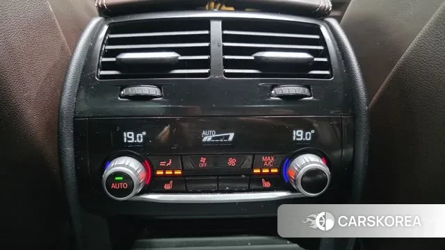 BMW 5 Series (G30) id 3514588 из Кореи 9