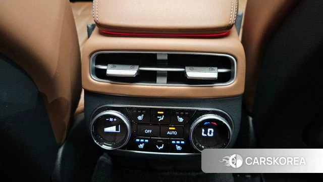 Genesis GV70 id 4401934 из Кореи 9