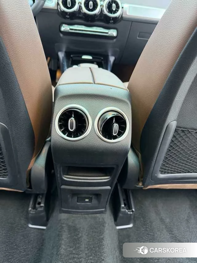 Mercedes-Benz GLB id 4467892 из Китая 9