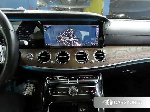 Mercedes-Benz E-Class W213 id 3350996 из Кореи 9