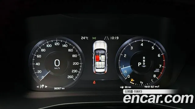 Volvo XC40 id 2762289 из Кореи 9