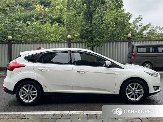 Ford Fox id 4213432 из Китая 9
