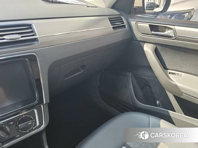 Volkswagen Santana id 4277081 из Китая 9