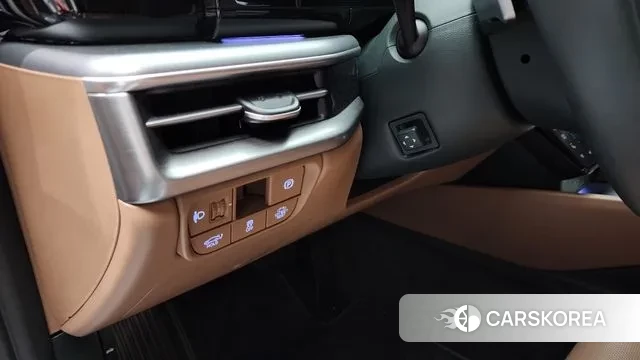 Hyundai Grandeur Hybrid (GN7) id 3596439 из Кореи 9