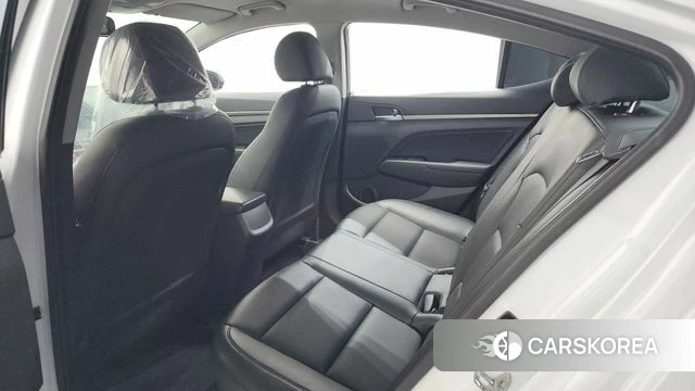 Hyundai Avante AD id 4397978 из Кореи 9