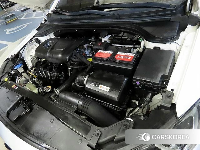 Hyundai Avante AD id 4251339 из Кореи 9