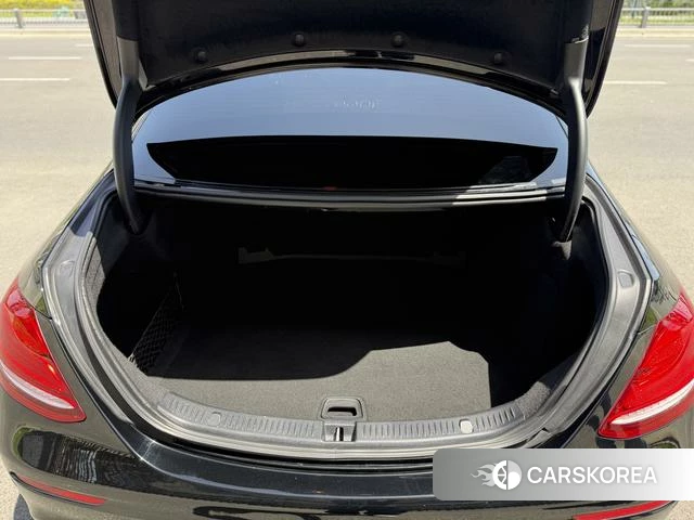 Mercedes-Benz E-class id 4217458 из Китая 9