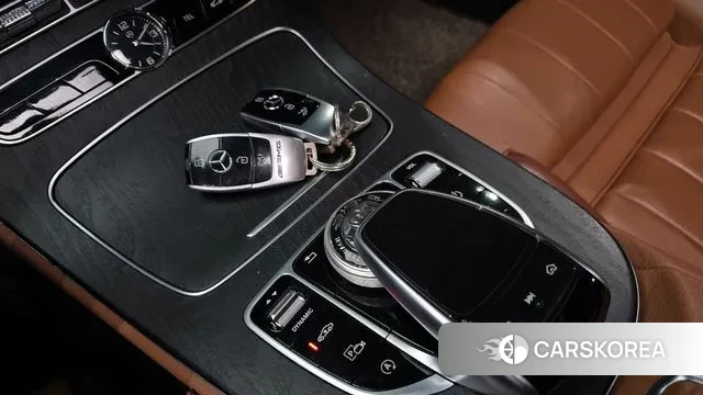 Mercedes-Benz E-Class W213 id 3714018 из Кореи 9