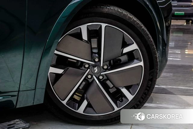 Ideal car Ideal L9 id 4253442 из Китая 9