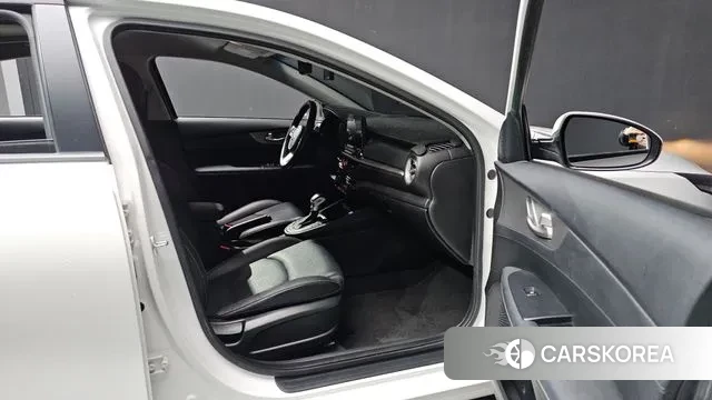 Kia Come New K3 id 3651332 из Кореи 9