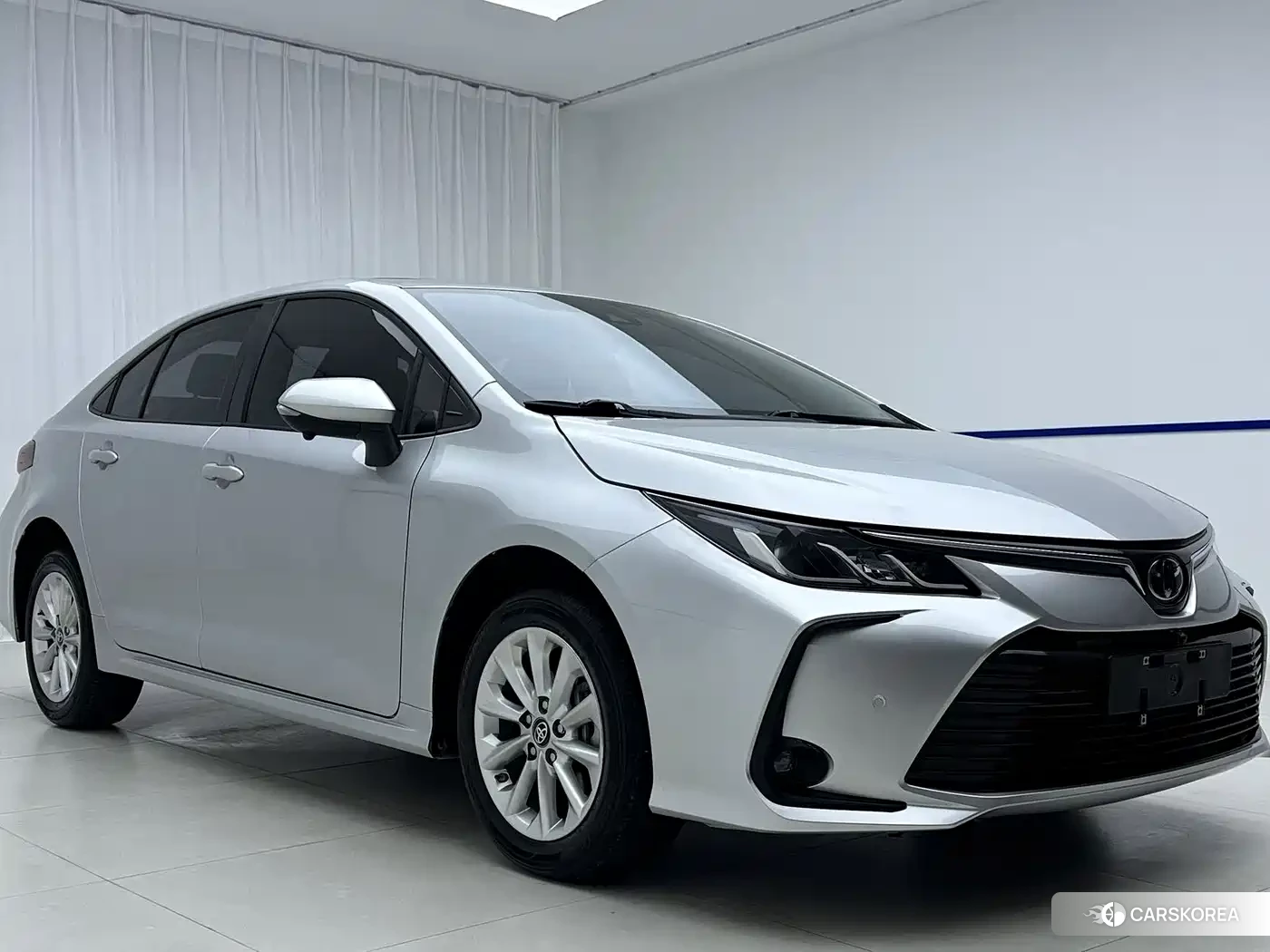 Toyota Corolla id 4629501 из Китая 9