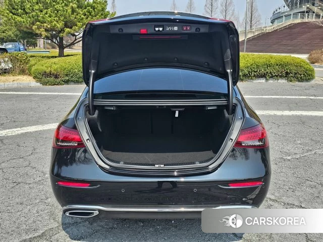 Mercedes-Benz E-Class W213 id 3850713 из Кореи 9