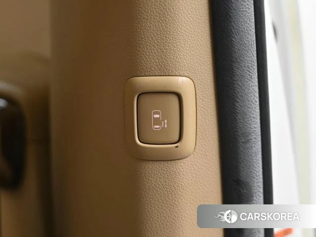 Kia All New Carnival id 4251366 из Кореи 9