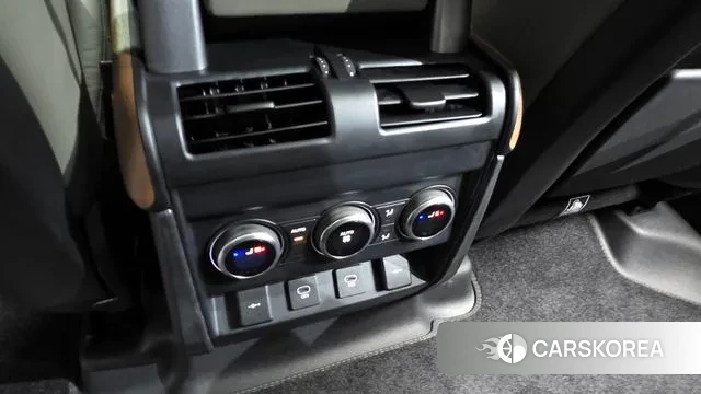 Land Rover Defender (L663) id 3094196 из Кореи 9