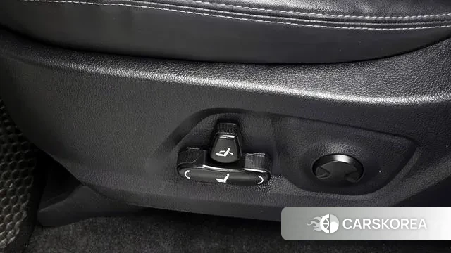 Ssangyong The New Rexton Sports Cannes id 3202378 из Кореи 9