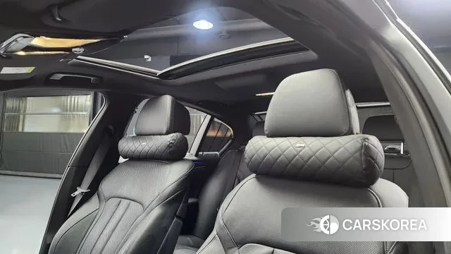 BMW 5 Series (G30) id 2993469 из Кореи 9