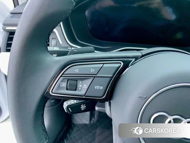 Audi A4L id 4297630 из Китая 9