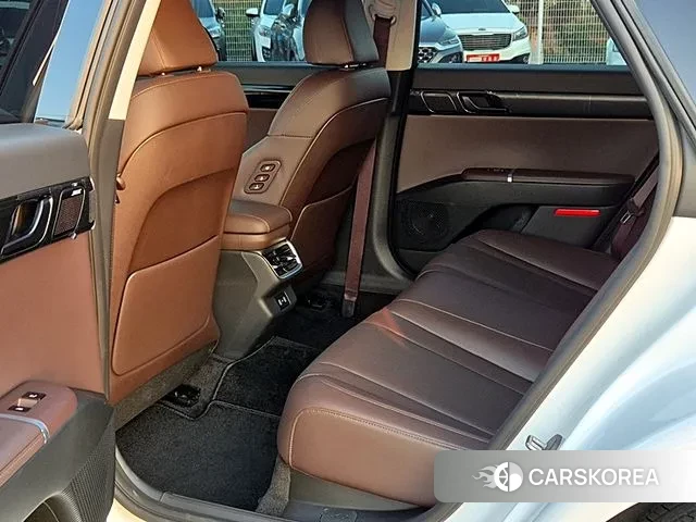 Hyundai Grandeur (GN7) id 2889488 из Кореи 9