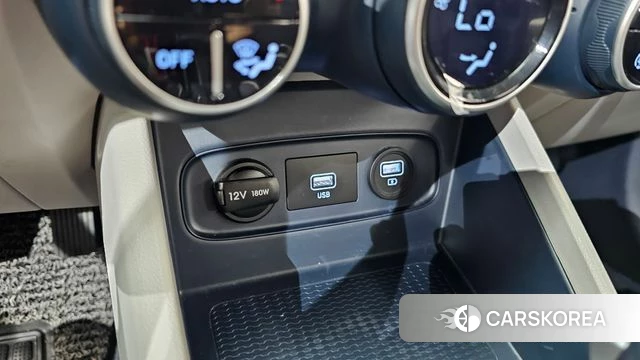 Hyundai Venue id 4604450 из Кореи 8