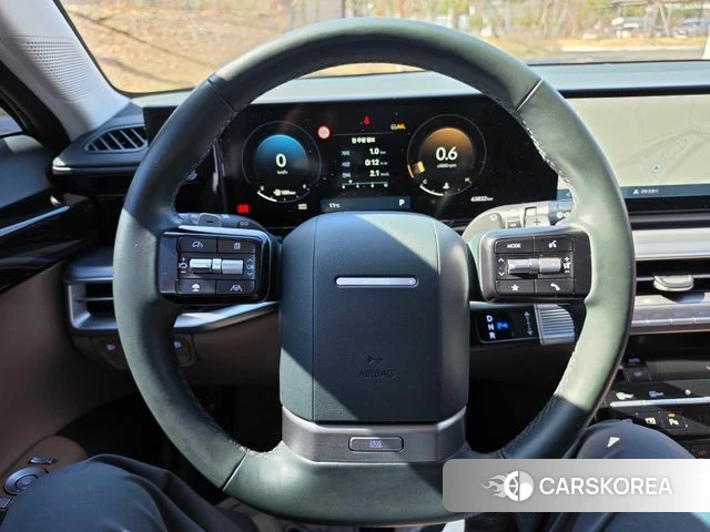 Hyundai Grandeur (GN7) id 3897391 из Кореи 9