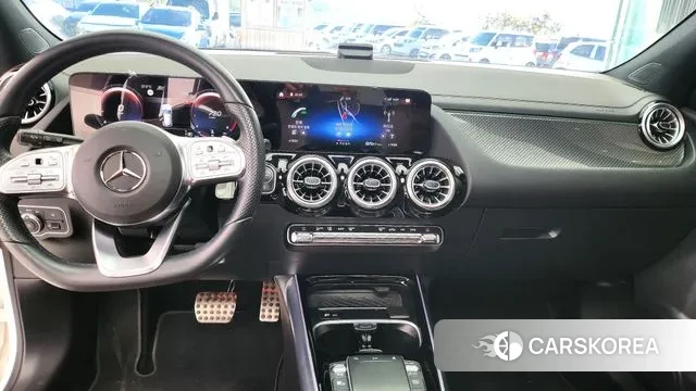 Mercedes-Benz GLA - Class H247 id 3347980 из Кореи 9