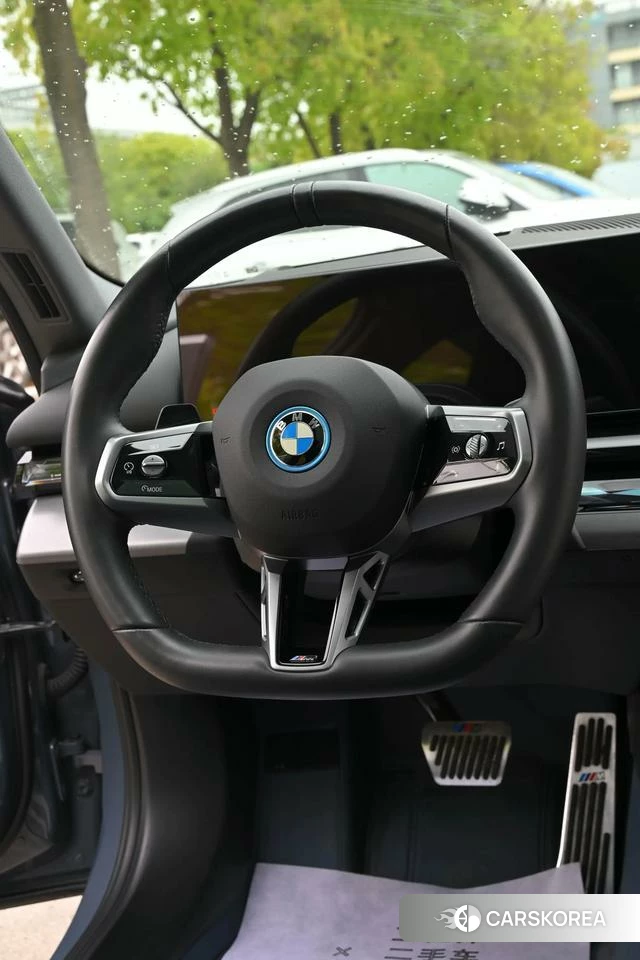 BMW i5 id 4277602 из Китая 9