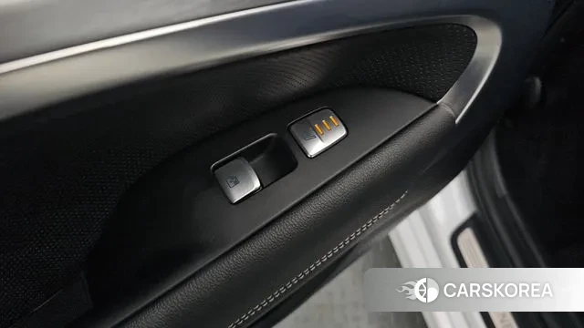 Genesis G70 id 3765840 из Кореи 9