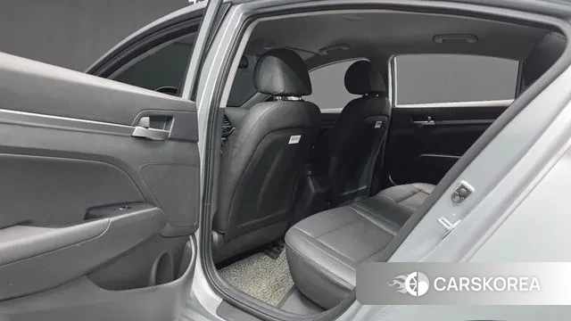 Hyundai The New Avante AD id 3391081 из Кореи 9