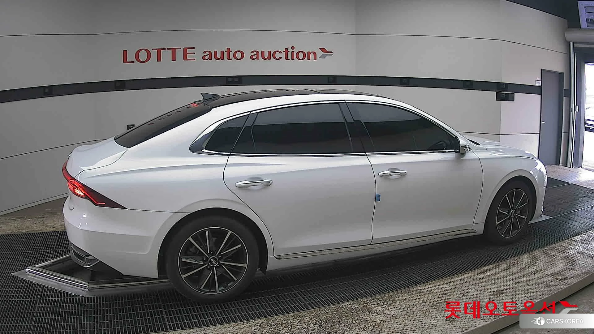 Hyundai Grandeur id 3888300 из Кореи 9