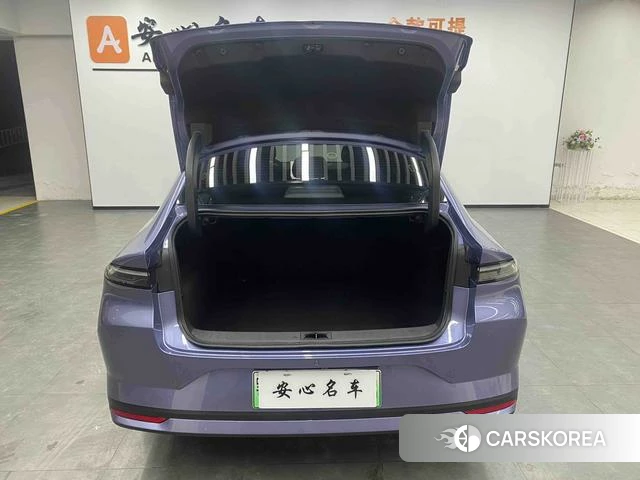 Nissan N6 id 4273794 из Китая 9