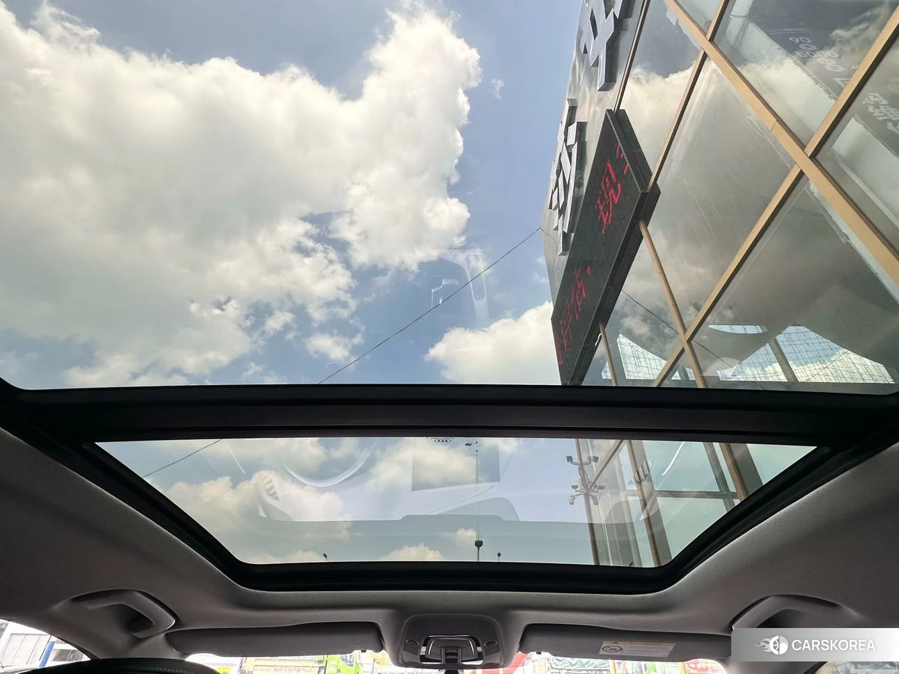 Audi A4L id 4432194 из Китая 9