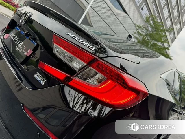 Honda Accord id 3857898 из Китая 9