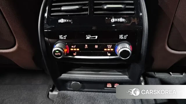 BMW 5 Series (G30) id 3374023 из Кореи 9