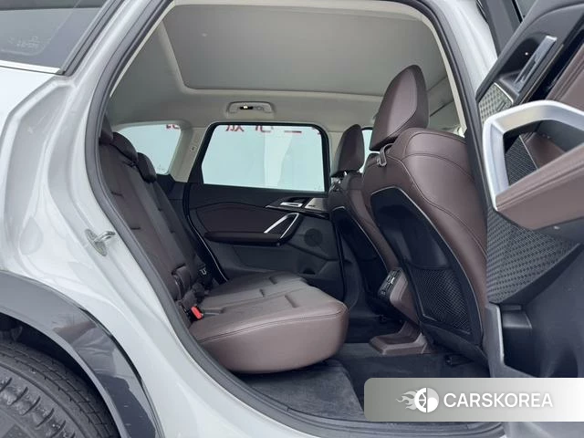 BMW X1 id 4278913 из Китая 9